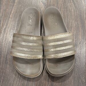 Adidas Metallic Gray Slide Sandals size 6 2:6